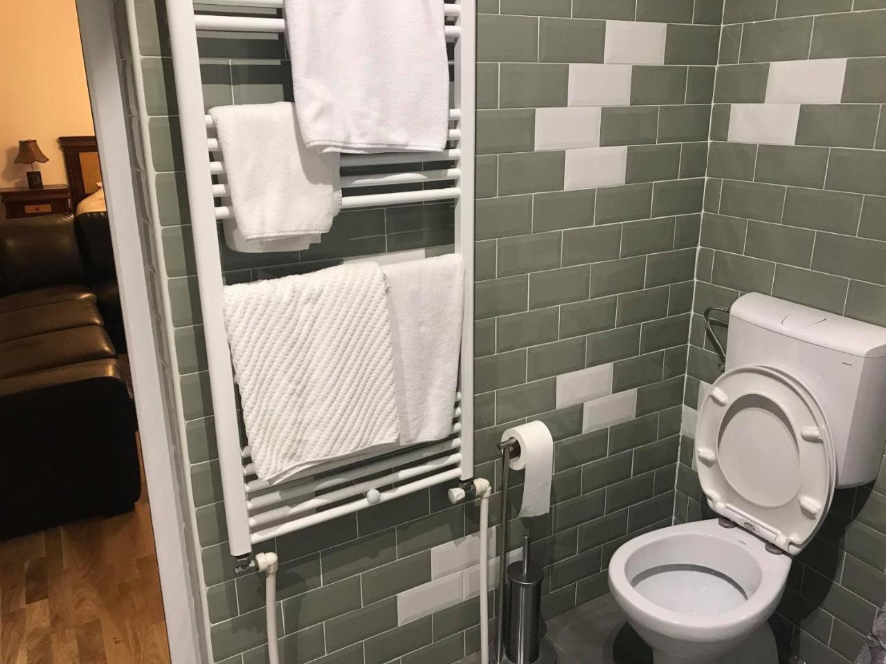 Da Vinci Hotel Brasov Bagian luar foto
